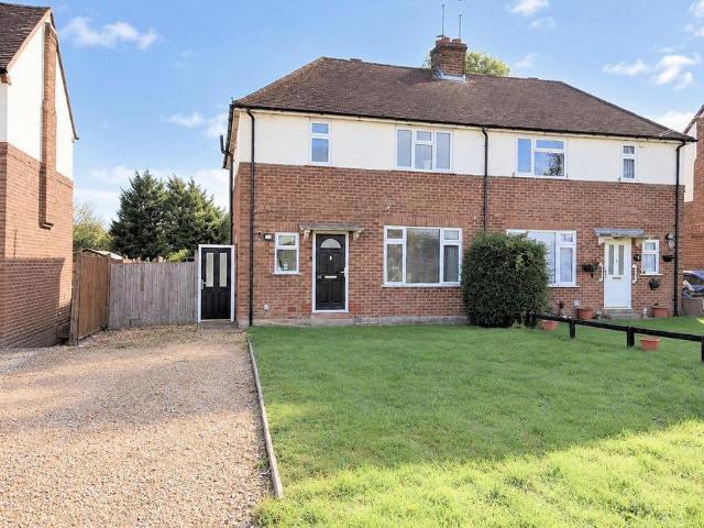 House for sale in Wingfield, Tebworth