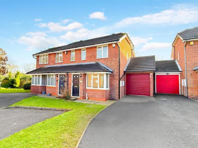 House for sale in Stirchley, West Midlands