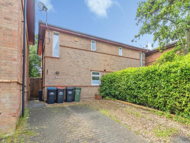 House for sale in Bletchley, Milton Keynes