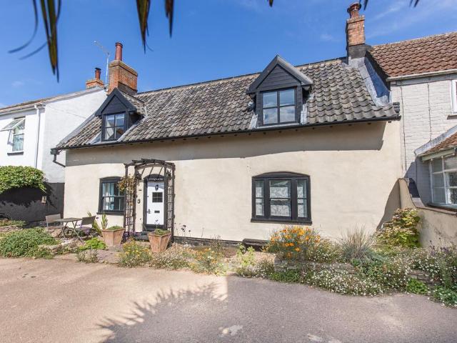 House for sale in Stokesby, Norfolk