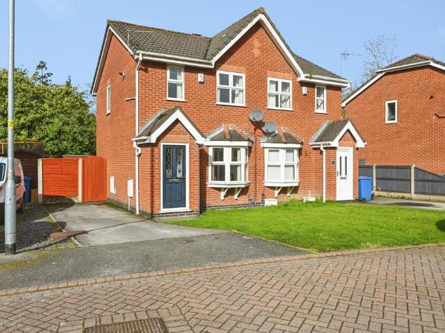House for sale in Old Hall, Warrington