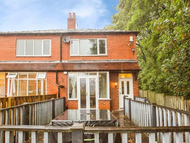 House for sale in Willowfield, Sowerby Bridge