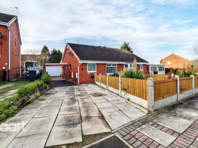 Bungalow for sale in West Yorkshire