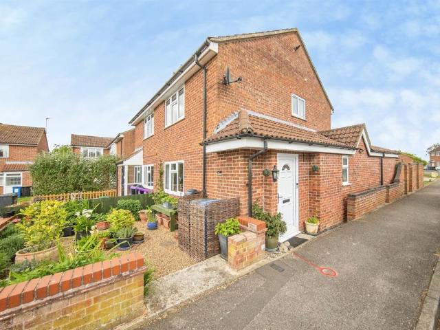 House for sale in Chelmondiston, Suffolk