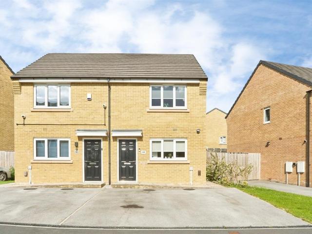 House for sale in West Yorkshire