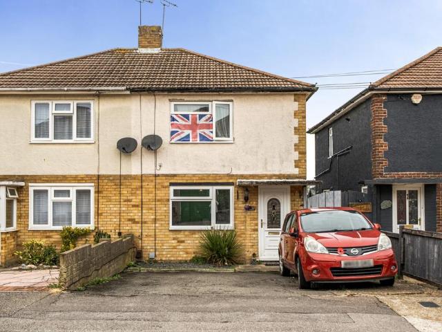 House for sale in Luton, Chatham
