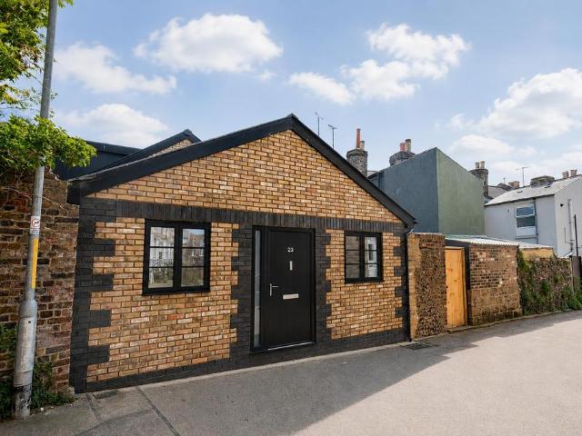 House for sale in East Cliff, Acol