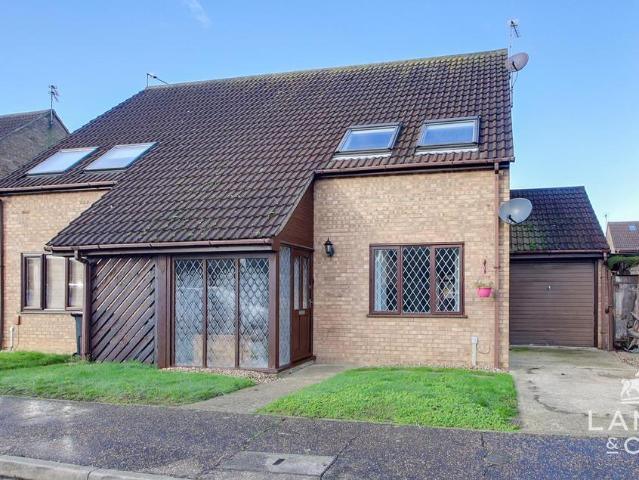 House for sale in Dale Hill, Essex