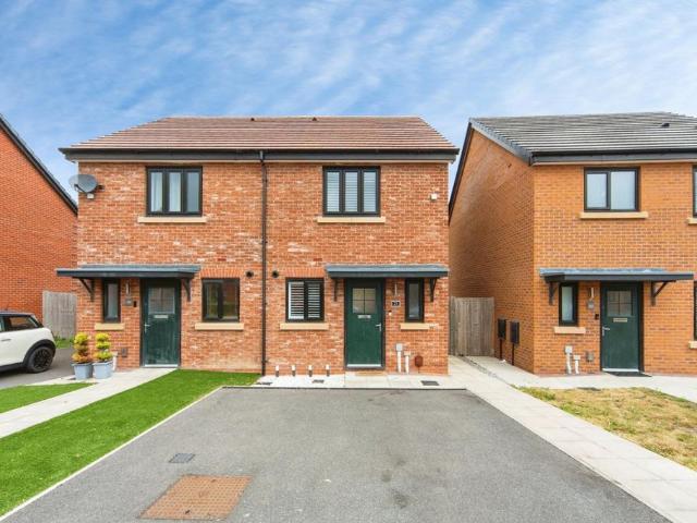 House for sale in Moreton, Wirral