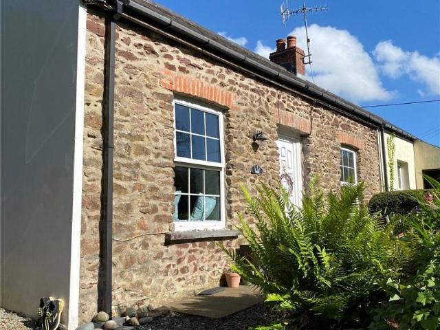 House for sale in Llanstadwell, Hazelbeach