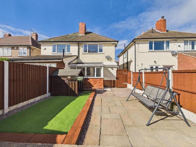 House for sale in Williamthorpe, North East Derbyshire