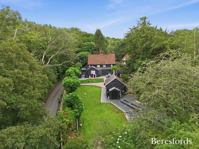 House for sale in Navestock Side, Essex