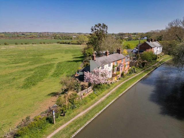 House for sale in Long Buckby Wharf, Long Buckby