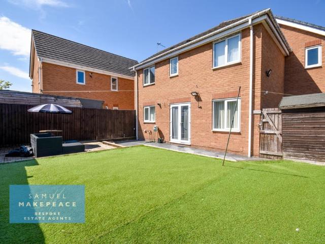 House for sale in Burslem, Stoke-on-Trent