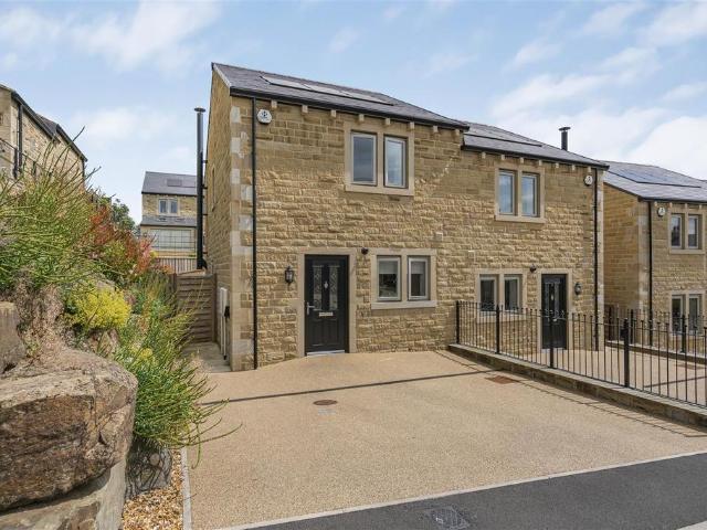 House for sale in Embsay, North Yorkshire