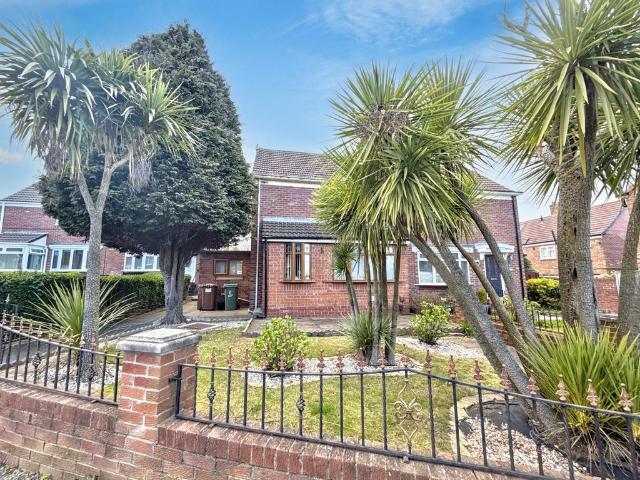 House for sale in Hylton Red House Estate, Tyne And Wear