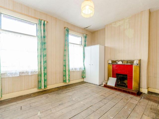 House for sale in West Ham, Greater London
