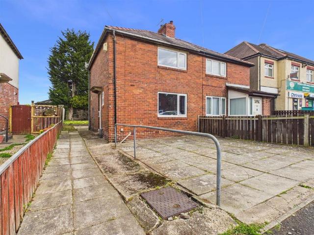 House for sale in Winlaton, Tyne And Wear