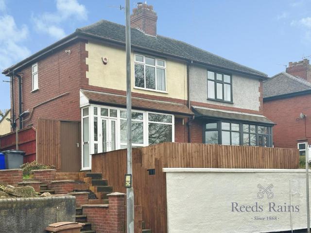 House for sale in Stoke, Stoke-on-Trent