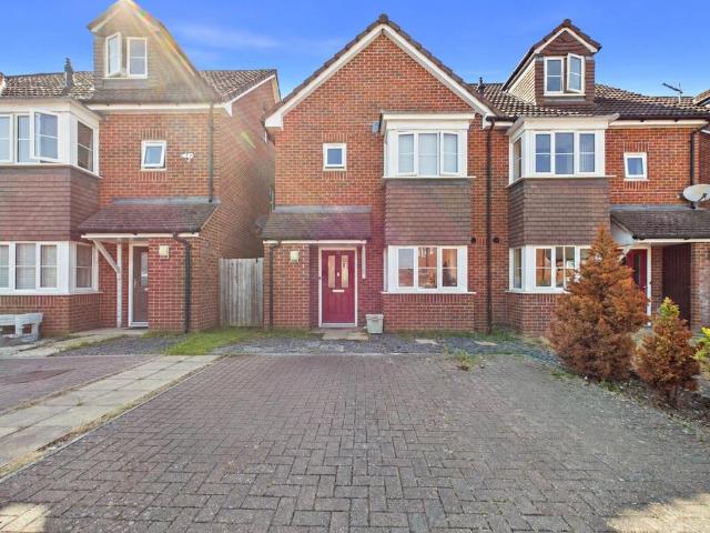 House for sale in Theale, West Berkshire