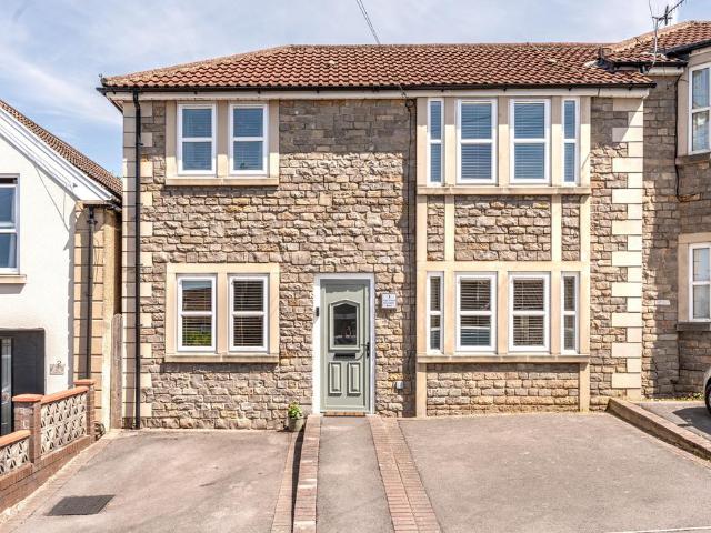 House for sale in Kingswood, South Gloucestershire