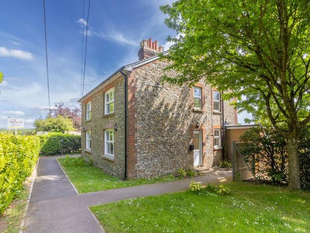House for sale in Bighton, Hampshire