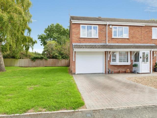 House for sale in Glen Parva, Blaby