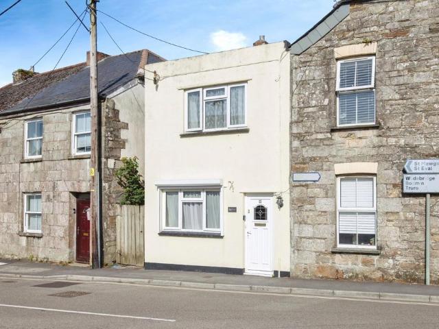 House for sale in Gluvian, St Columb Major