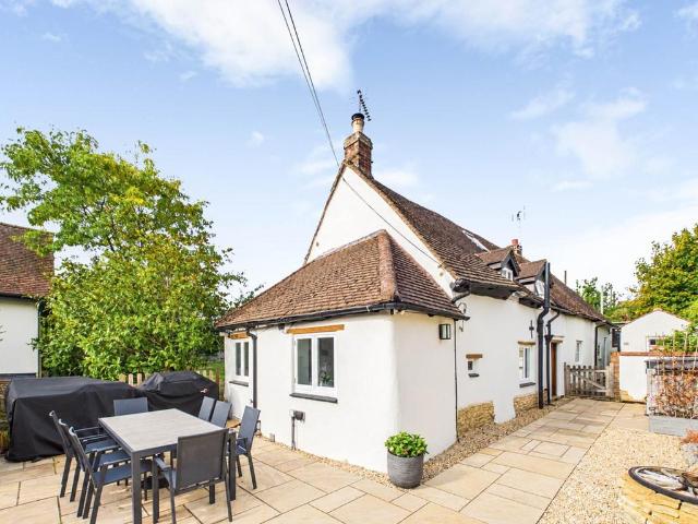 House for sale in Haddenham