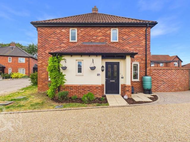 House for sale in Saxon Fields, Broadland