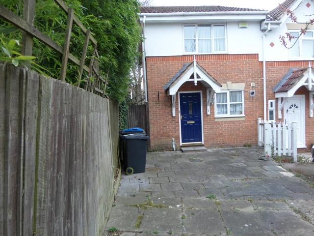 House for sale in London Borough of Croydon, Purley
