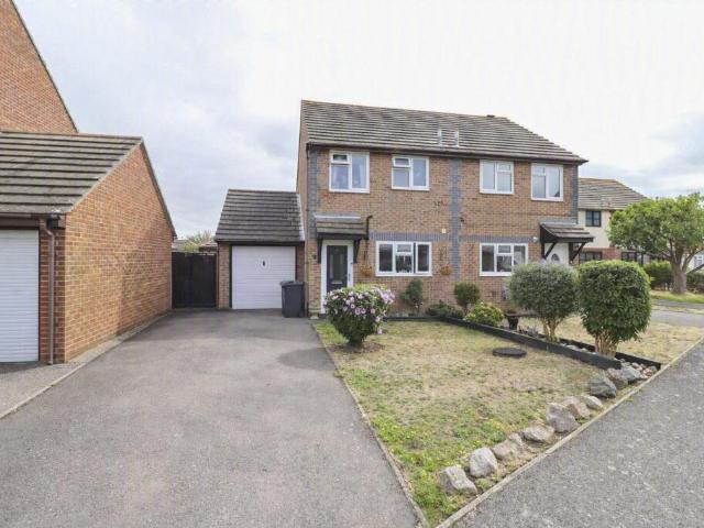 House for sale in Spring Vale, Hampshire
