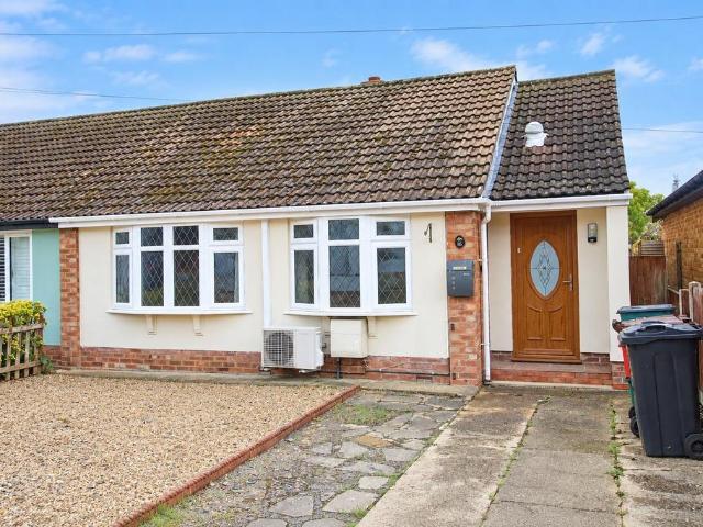 Bungalow for sale in Clacton-on-Sea, Tendring