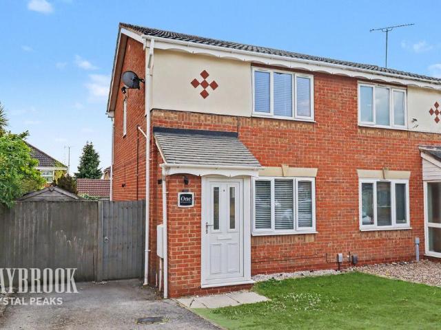 House for sale in Elmton, East Midlands