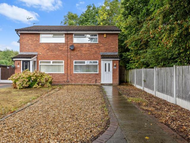 House for sale in Burtonwood and Westbrook, Warrington
