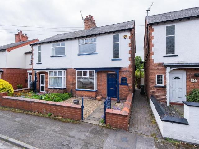 House for sale in Castle, Leftwich