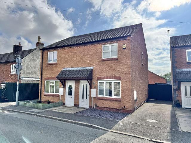 House for sale in Shepshed, Elmfield