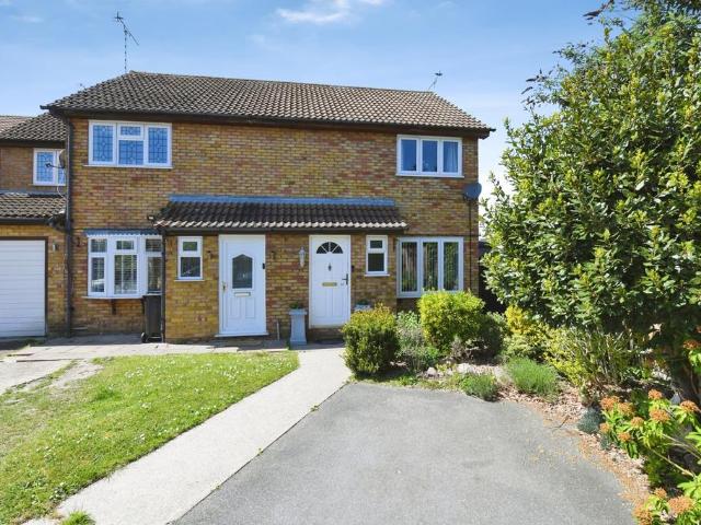 House for sale in North Shoebury, Alton Barnes