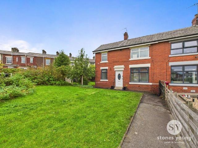 House for sale in Knowle Fold, Darwen