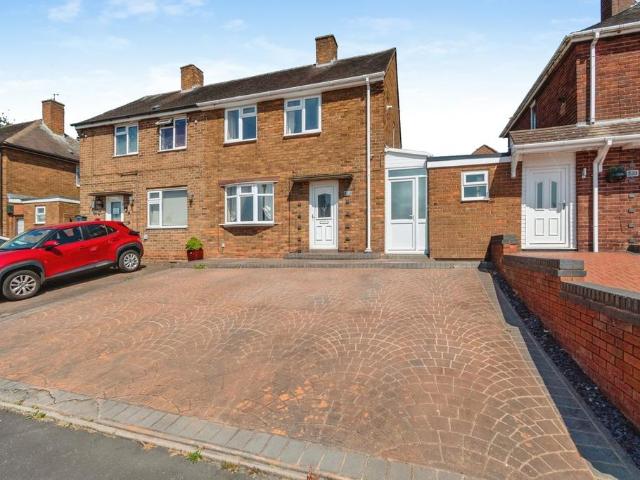 House for sale in Broomhill, Chadsmoor
