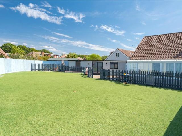 House for sale in Polegate, Cross In Hand