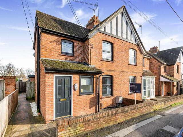 House for sale in Berrick Salome, Oxfordshire