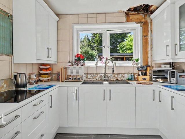 House for sale in Repton Manor, Bridgefield
