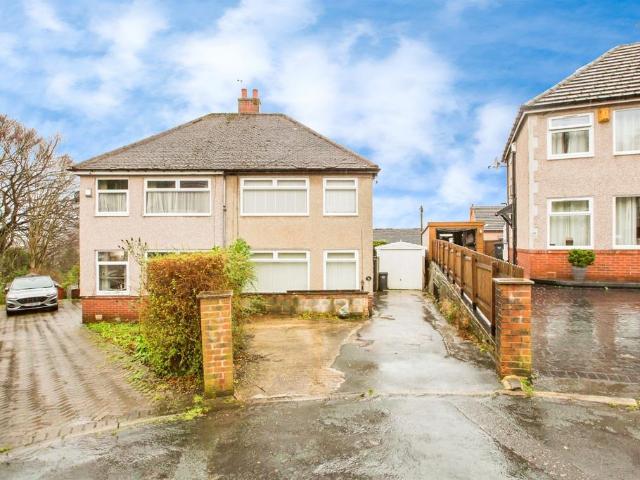 House for sale in Norland, Savile Park