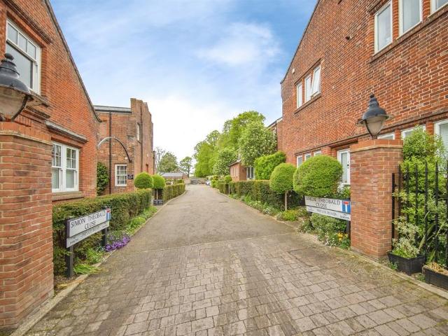 House for sale in Sudbury, Chelmondiston