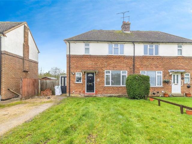 House for sale in Wingfield, Tebworth