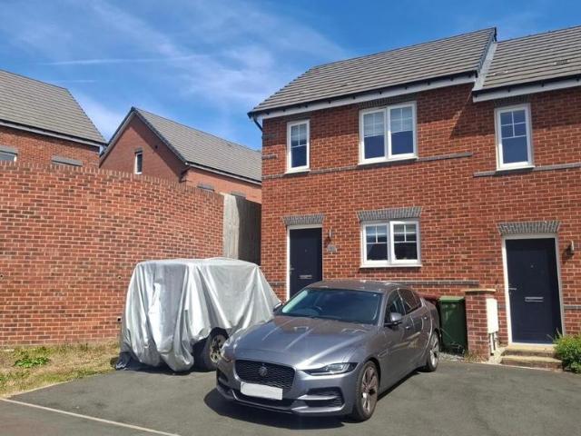 House for sale in Elmton, East Midlands