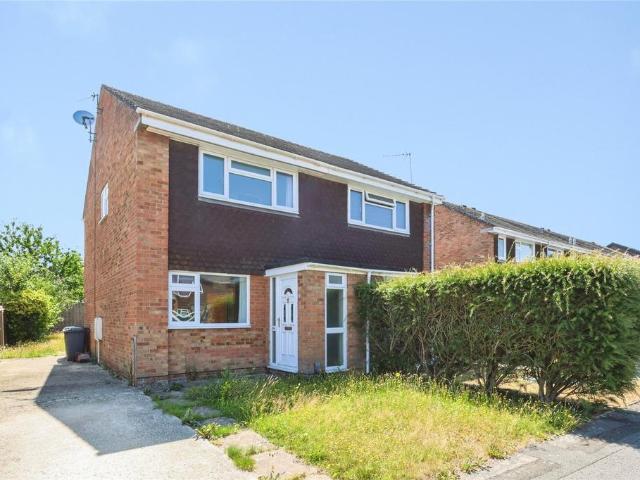 House for sale in Throop, Bournemouth