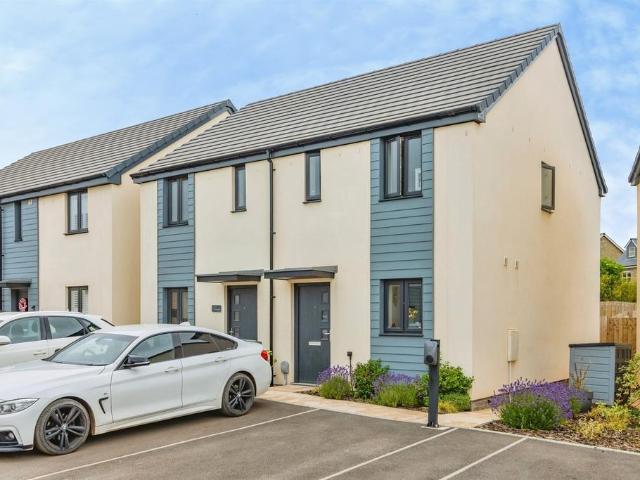 House for sale in Broadsands, Galmpton