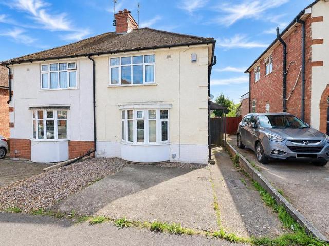 House for sale in Rushden, North Northamptonshire